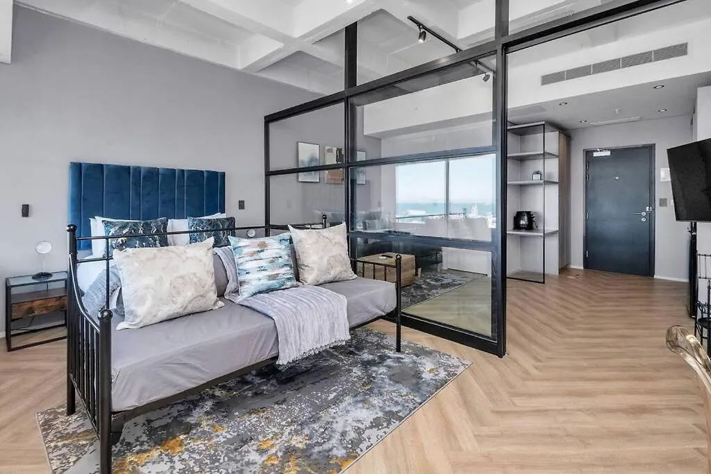 Stylish Urban Studio At One On Thibault Cape Town